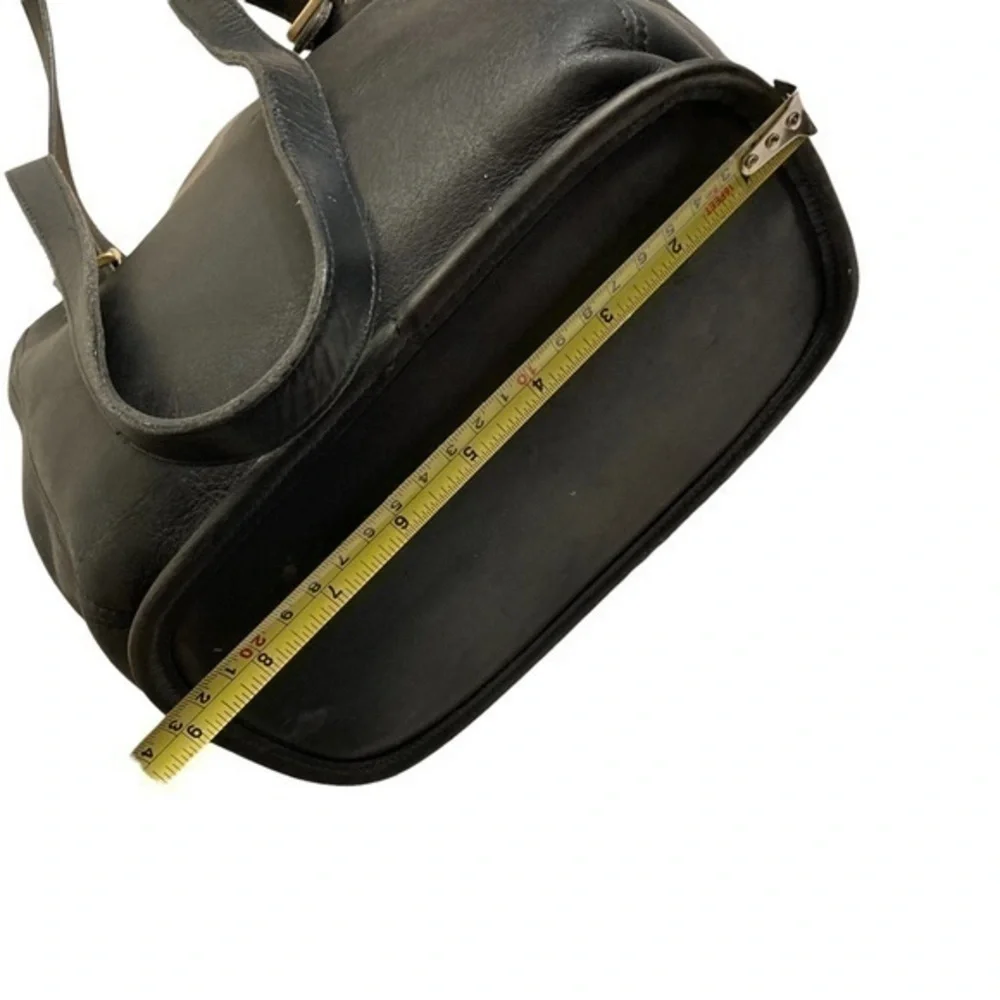 Coach black leather vintage bucket shoulder bag 6008